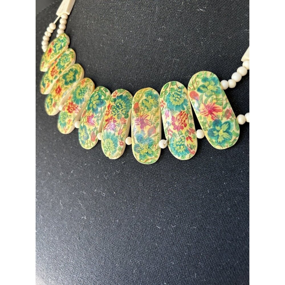 Vintage bone link Necklace with Hand Painted Floral Patterns - Picture 3 of 8